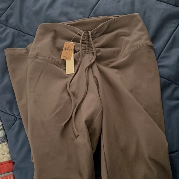 PINK gray leggings - Picture 3 of 3